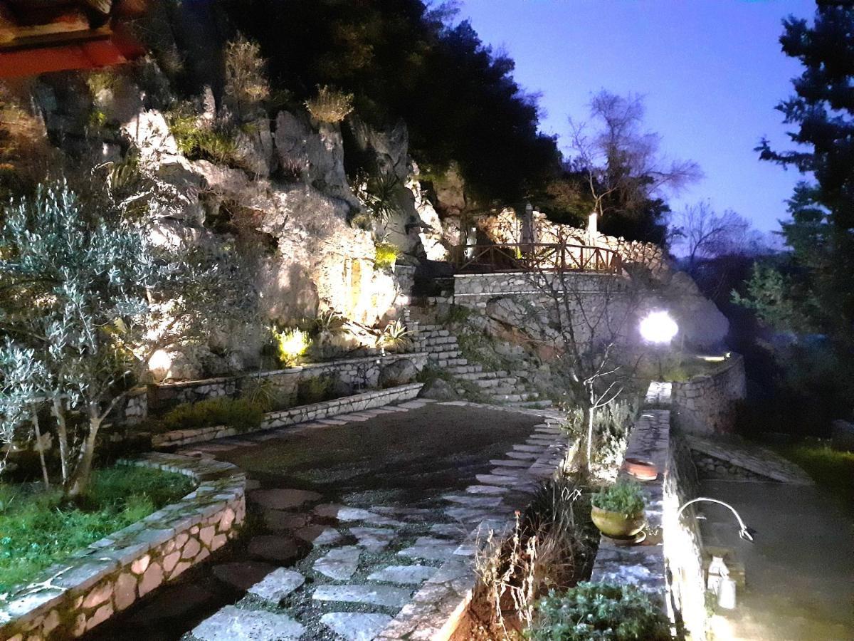 Agoriani Art - 4 Seasons' Natural Living Holiday home *
